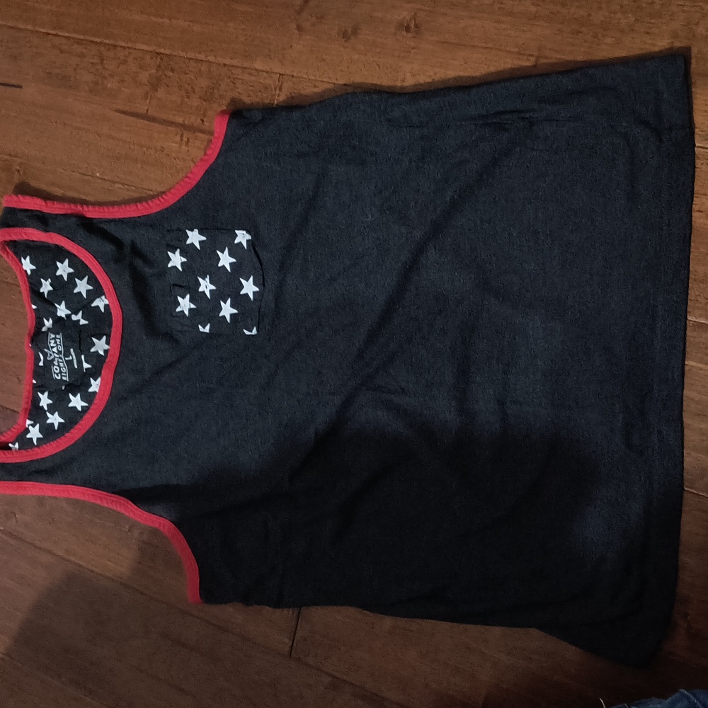 Company 81 patriotic tank